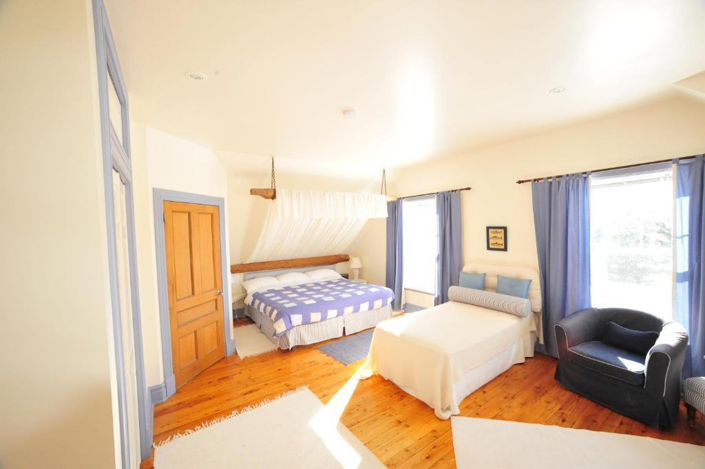 Little Shemogue Inn Экстерьер фото